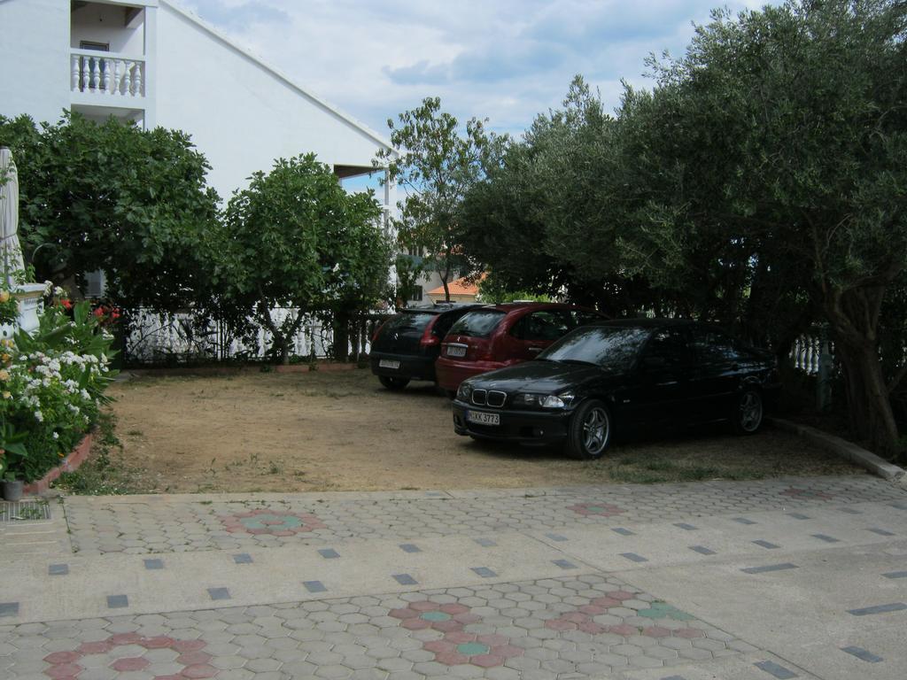 Apartments Nestor Tribunj  Exterior photo